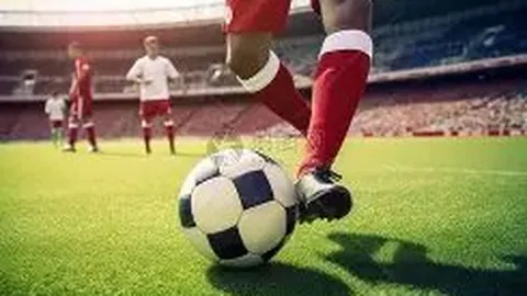 戴维森中场抢断成就阿齐兹得分，中超关键战再展亮点